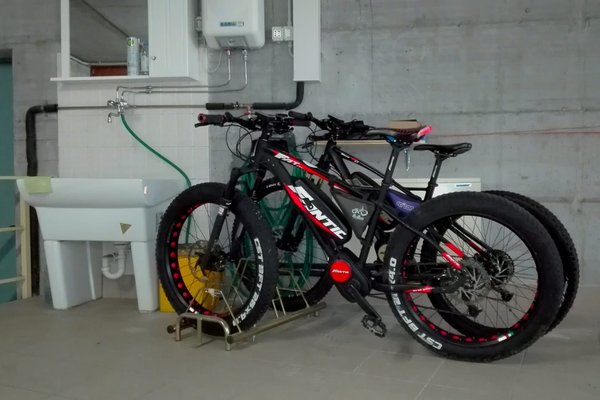 Photo of the garage