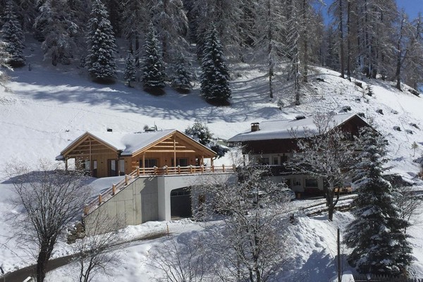 Foto Außenansicht Bed & Breakfast Lärchenhof