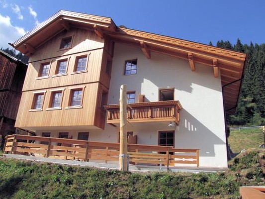 Foto esterno B&B + Appartamenti Design Chalet Zirm