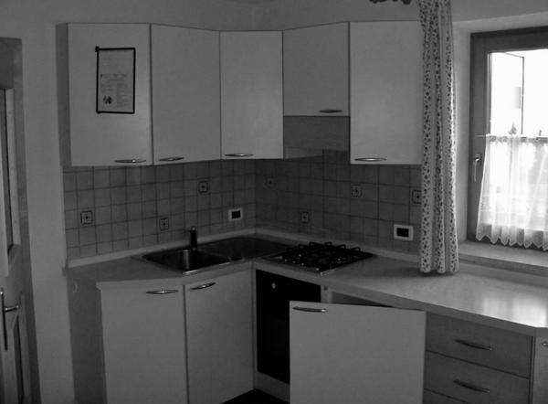 Foto della cucina Suttrú