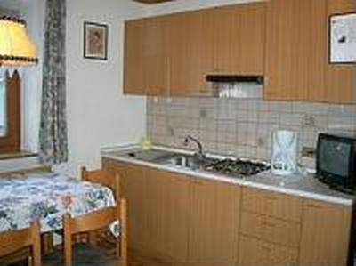 Photo of the kitchen Suttrú