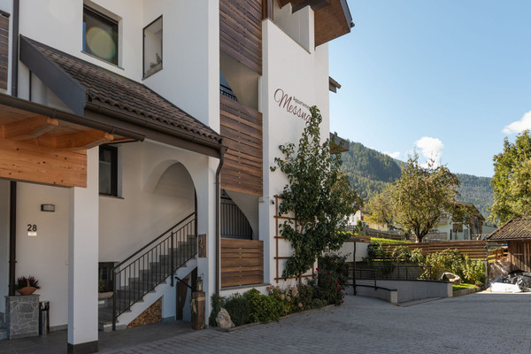 Photo exteriors Apartments Messna Living