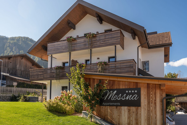 Photo exteriors Apartments Messna Living