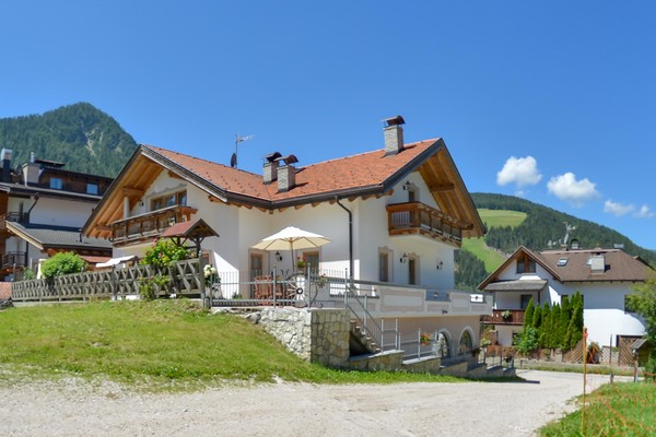 Photo exteriors Apartments Ciasa Costisela