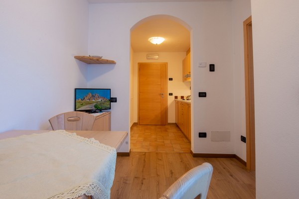 The living area Apartments Ciasa Costisela