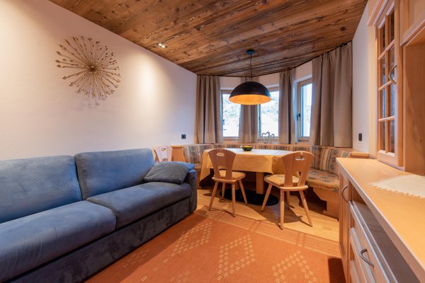 Der Wohnraum Apartments Ciasa Costisela