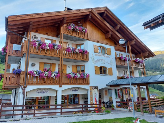 Foto esterno Appartamenti Vallazza Rosaria - Casa Nigritella
