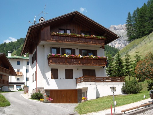 Foto Außenansicht Ferienwohnungen Vallazza Antonietta