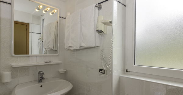 Photo of the bathroom Hotel Ristoro Lezuo