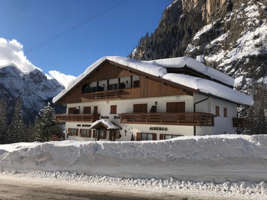 Foto Außenansicht Hotel Baita Dovich