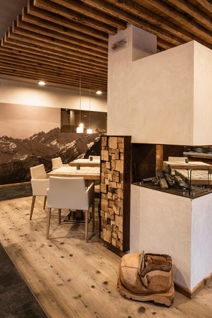 Il ristorante Malga Ciapela (Marmolada) Roy