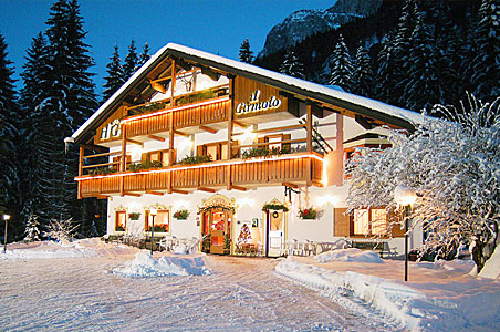 Foto esterno in inverno Il Cirmolo