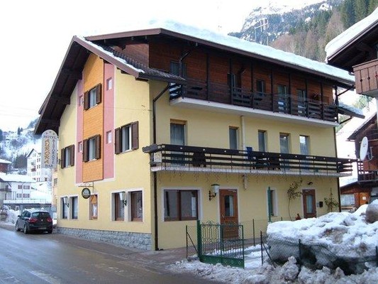 Foto esterno Hotel Aurora