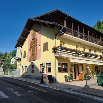 Foto estiva di presentazione Hotel Aurora
