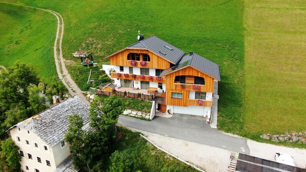 Photo exteriors Apartments Lüch de Corona