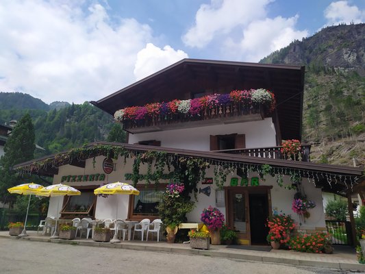 Photo exteriors in summer Marmolada