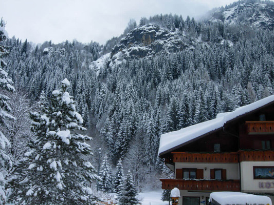 Foto Außenansicht Hotel Albe
