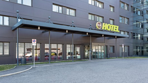 Foto esterno B&B-Hotel Trento