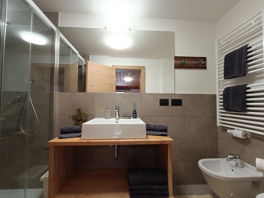 Foto del bagno Apartments Larcenei