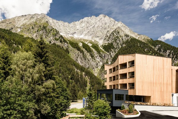 Foto estiva di presentazione Falkensteiner Hotel Antholz