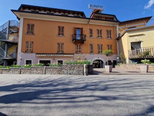 Foto estiva di presentazione Albergo Angelo