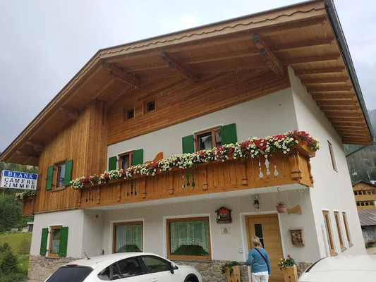 Foto Außenansicht B&B + Ferienwohnungen Blank