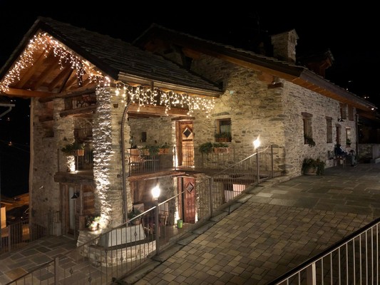 Foto Außenansicht Ferienwohnungen Souvenir De Tsaneli