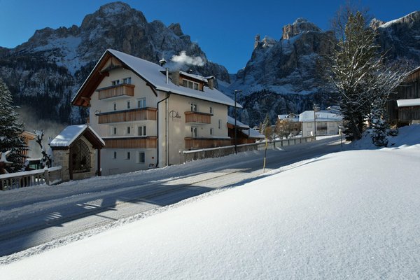 Foto esterno in inverno Piz Alpin