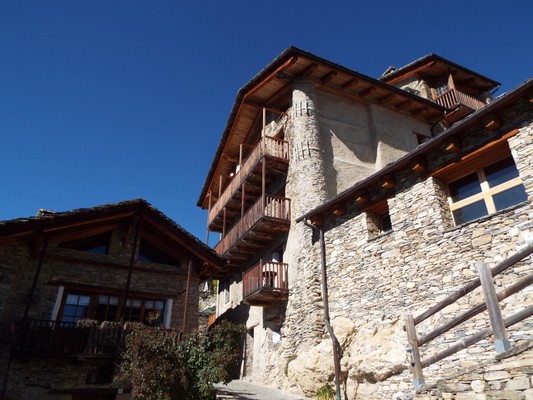 Foto Außenansicht Ferienwohnungen Casa Nebin