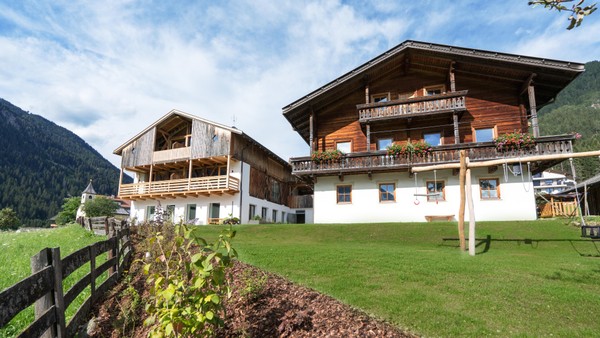 Foto Außenansicht Ferienwohnungen auf dem Bauernhof Preindlerhof