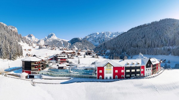 Foto esterno Hotel Alpenroyal