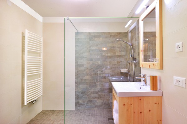 Photo of the bathroom Farmhouse apartments Biohof Kofler