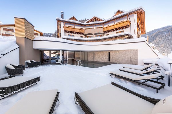 Photo exteriors in winter Miravalle