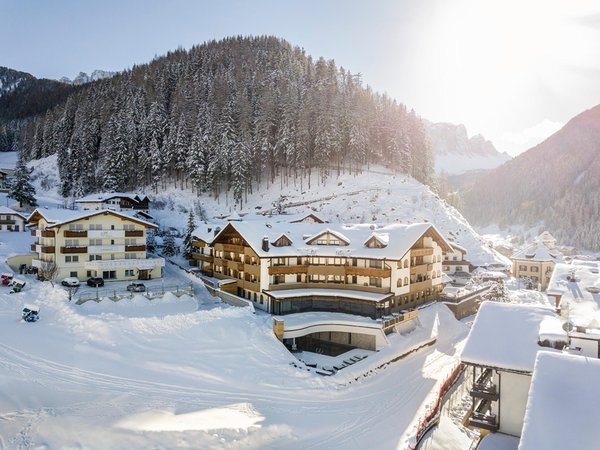 Foto Außenansicht im Winter Miravalle