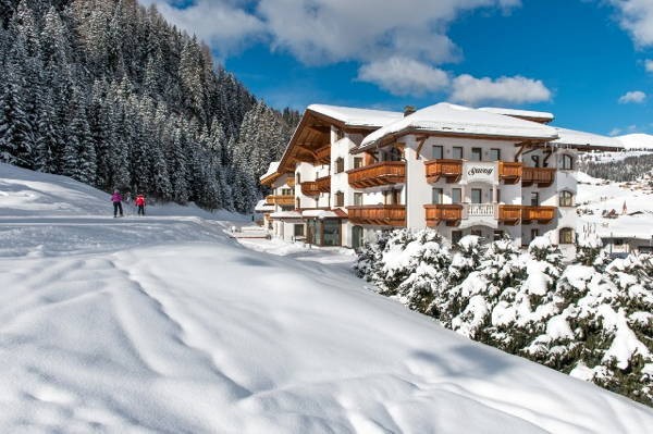 Photo exteriors Savoy Dolomites Luxury Spa Hotel