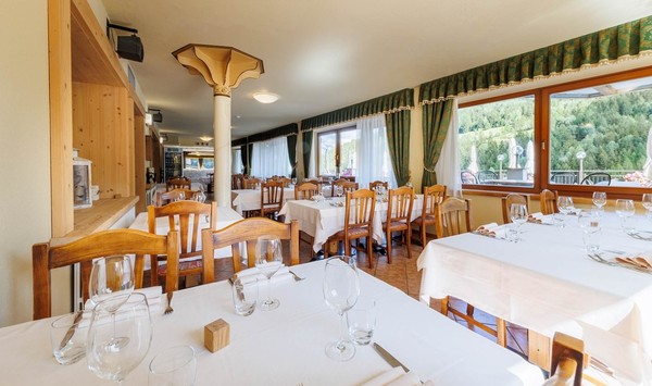 Il ristorante Valdidentro (Bormio e dintorni) Hotel Miravalle
