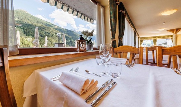 Il ristorante Valdidentro (Bormio e dintorni) Hotel Miravalle