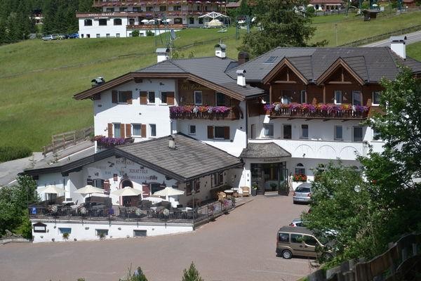 Foto esterno Hotel Scoiattolo
