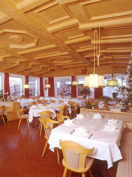 The restaurant Selva Gardena / Wolkenstein Scoiattolo