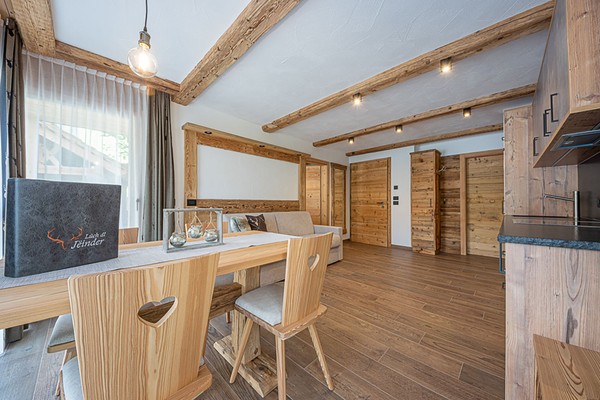 Der Wohnraum Ferienwohnungen auf dem Bauernhof Lüch dl Jëinder