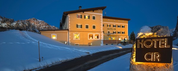 Foto Außenansicht Hotel Cir