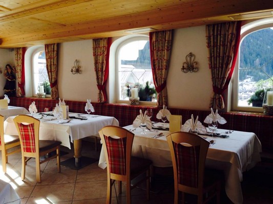 The restaurant Selva Gardena / Wolkenstein Plazola