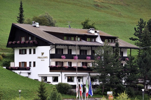 Foto Außenansicht Hotel Pralong