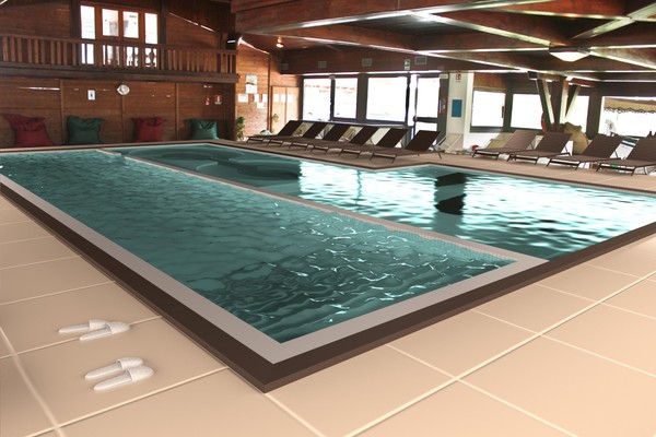 Foto des Hallenschwimmbads