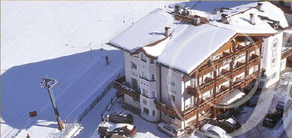 Foto invernale di presentazione Hotel Serena