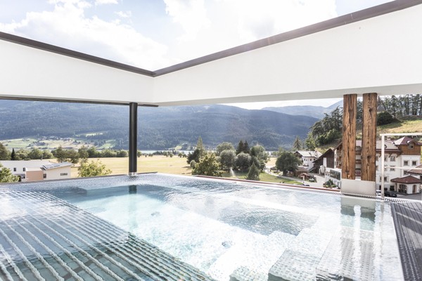 Foto della piscina all'aperto