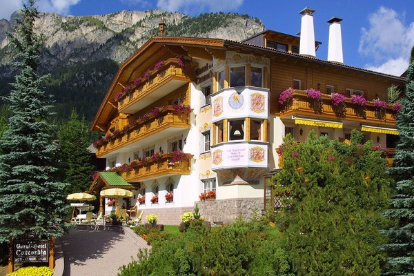 Foto esterno Garni-Hotel Concordia