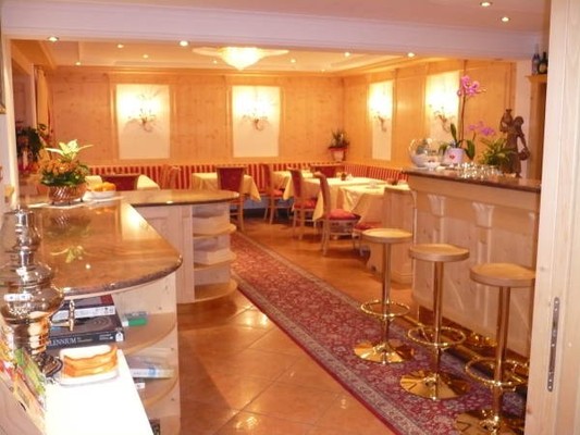 Photo of the bar B&B (Garni)-Hotel Franca