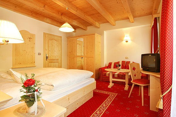Image Garni (B&B) + Apartments Schenk