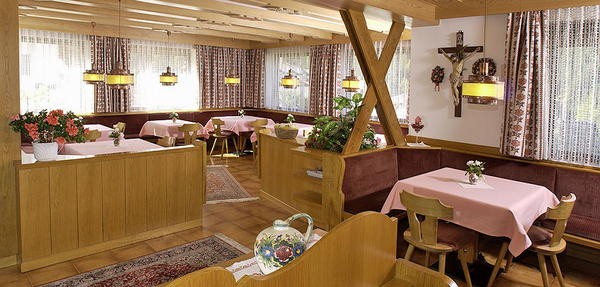 Image Garni (B&B) + Apartments Rezia